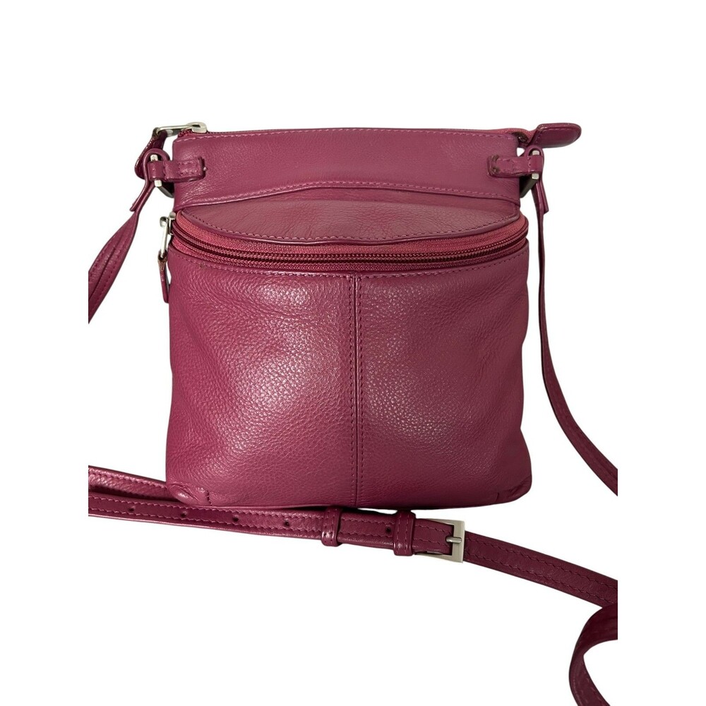 ILI New York  & Toronto Small Berry Leather Crossbody Handbag